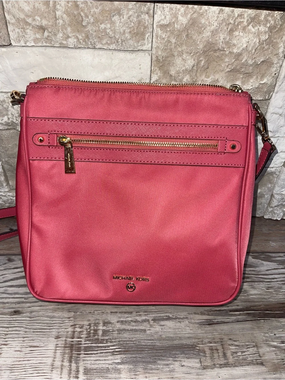 Michael Kors 32H9GT9C3C Jet Set Charm Nylon North South Shoulder Bag Light Berry